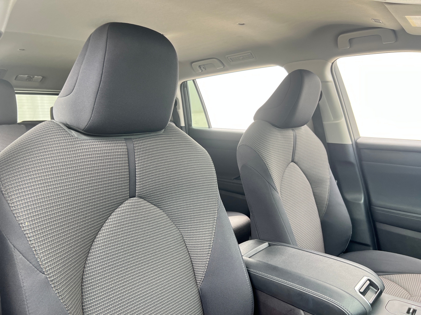 Thumbnail: 2025 Toyota Highlander - 2