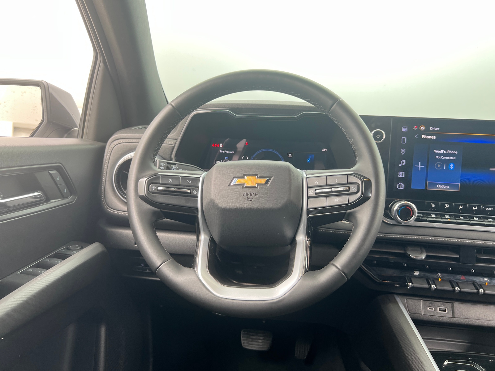 Thumbnail: 2024 Chevrolet Colorado - 5