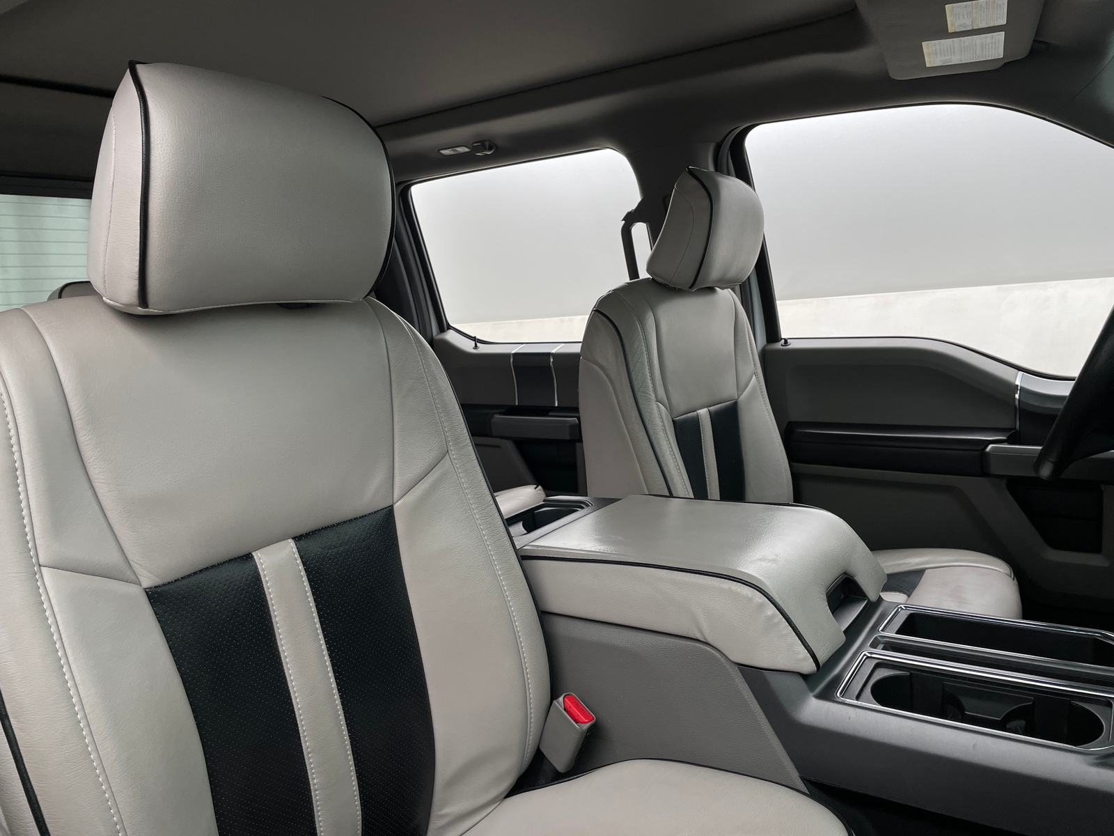 Thumbnail: 2016 Ford Econoline - 2