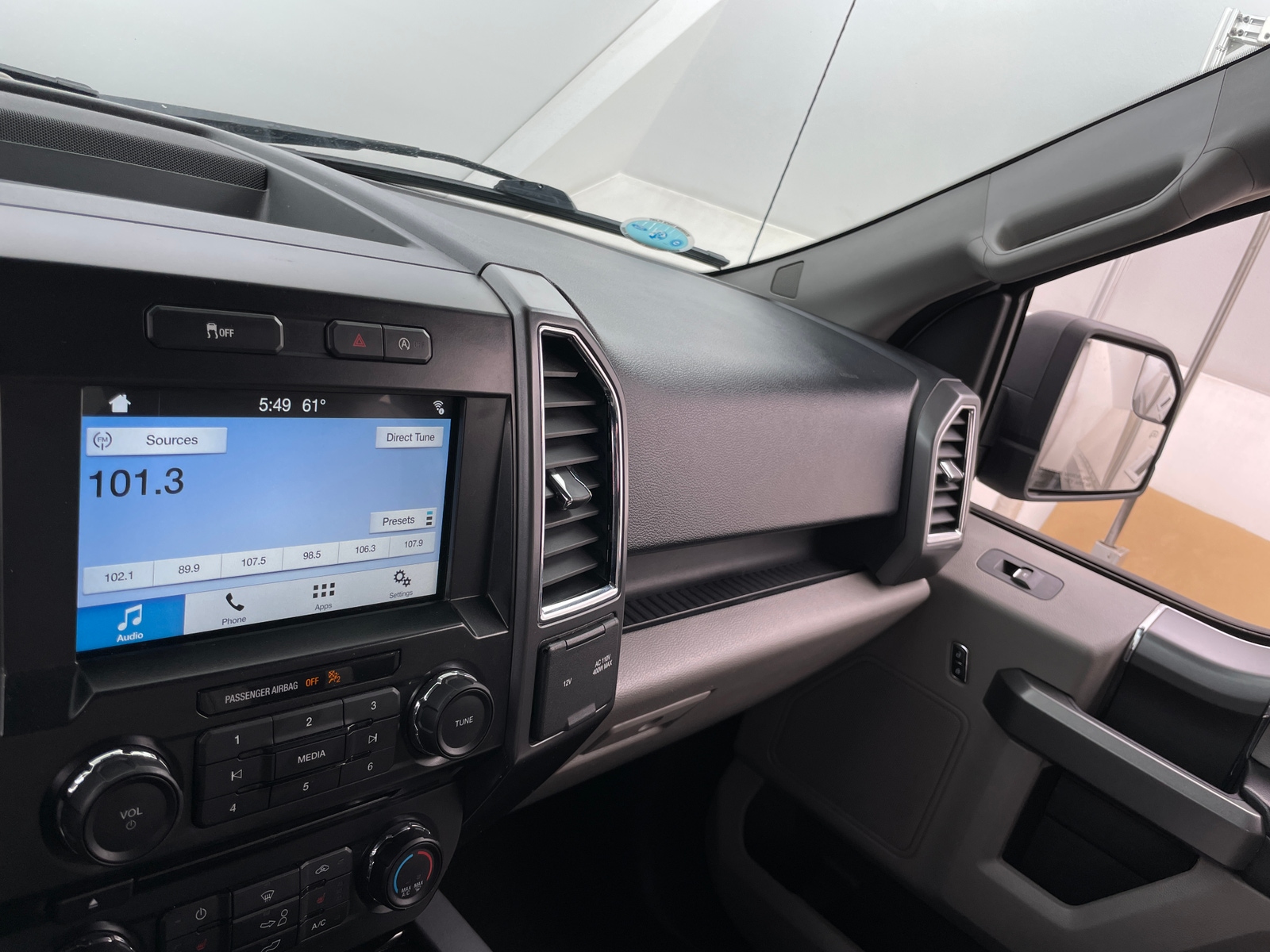 Thumbnail: 2016 Ford Econoline - 4