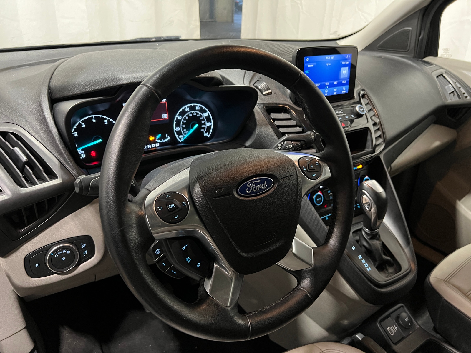 Thumbnail: 2022 Ford Transit Series - 4