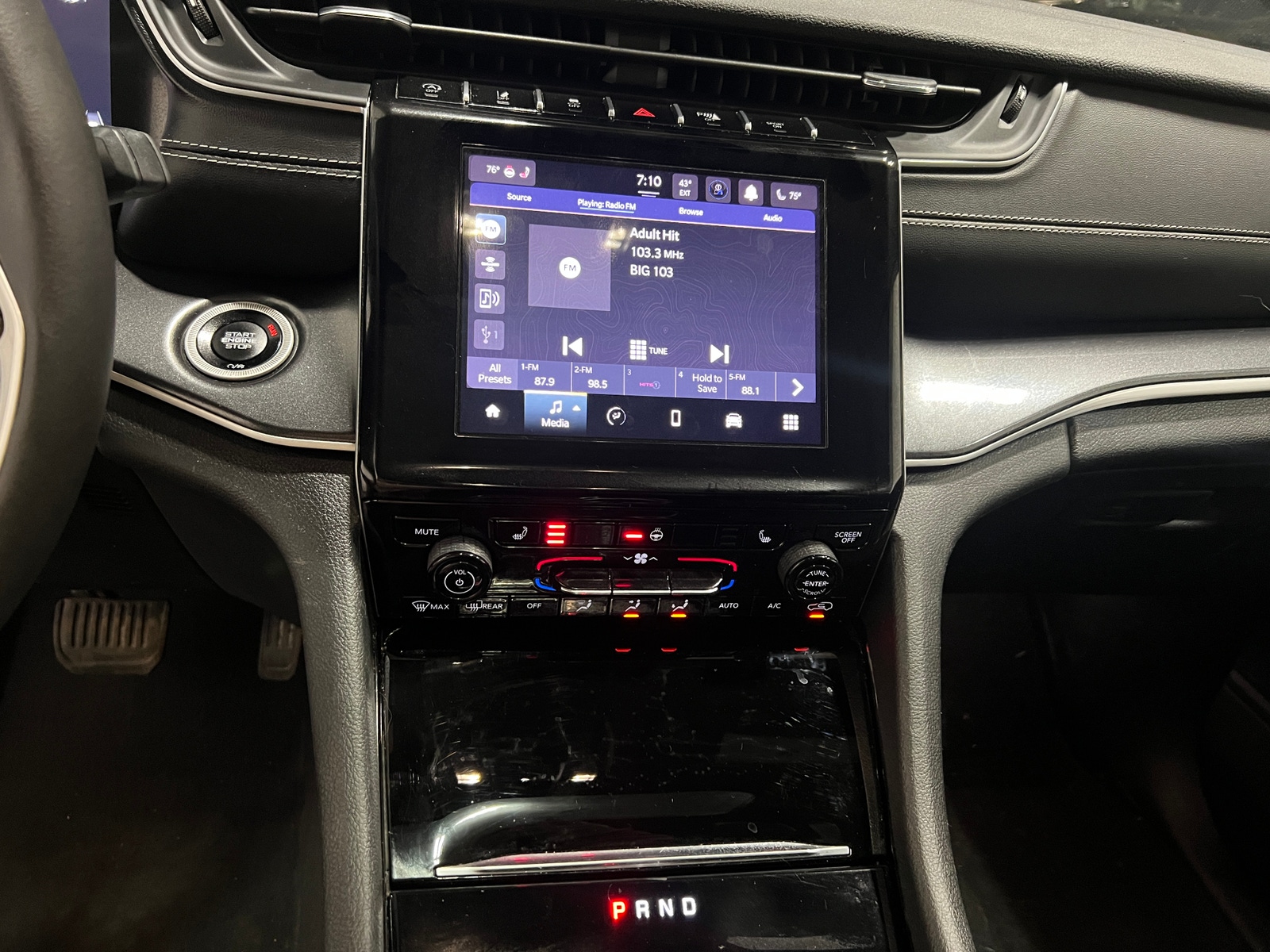 Thumbnail: 2023 Jeep Grand Cherokee L - 3