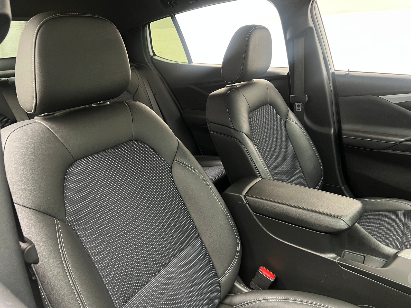 Thumbnail: 2025 Buick Envista - 2