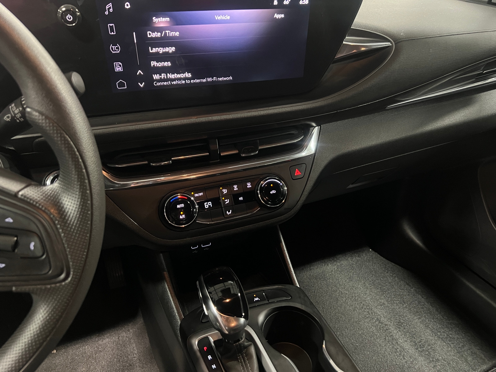 Thumbnail: 2025 Buick Envista - 4