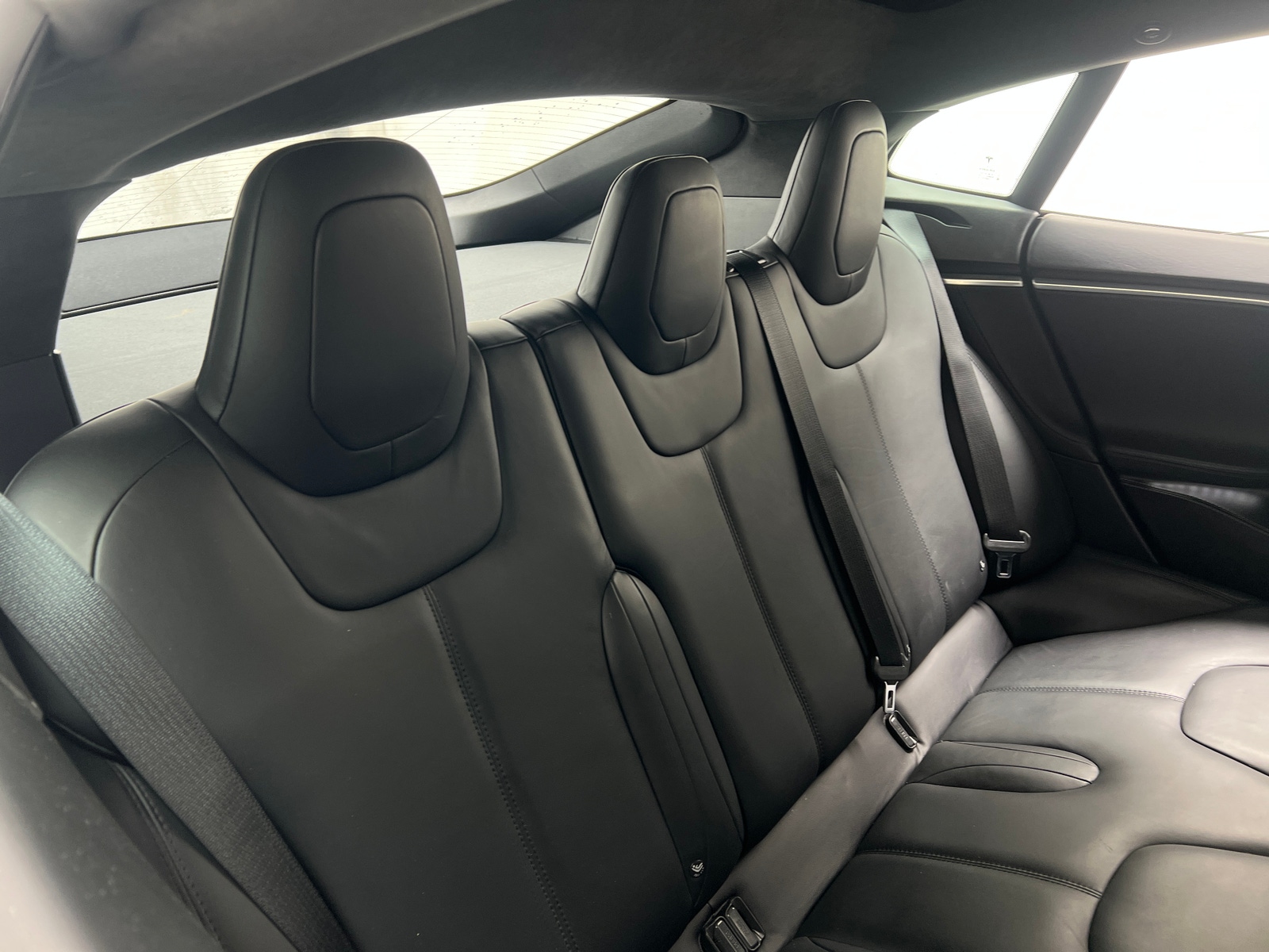 Thumbnail: 2016 Tesla Model S - 5