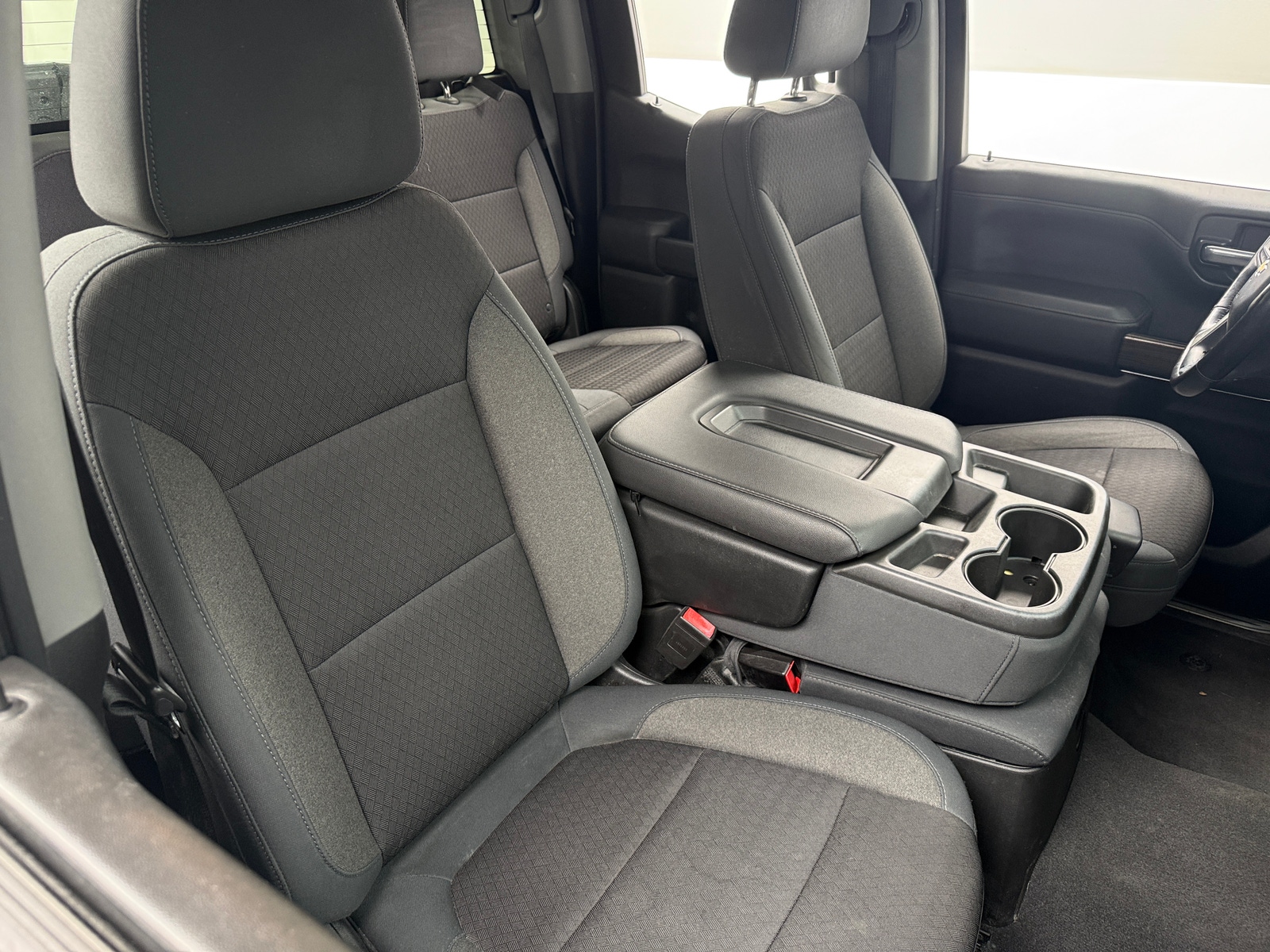 Thumbnail: 2019 Chevrolet Silverado 1500 - 2