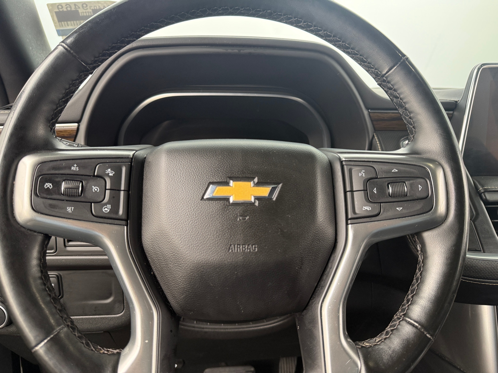 Thumbnail: 2023 Chevrolet Suburban - 4