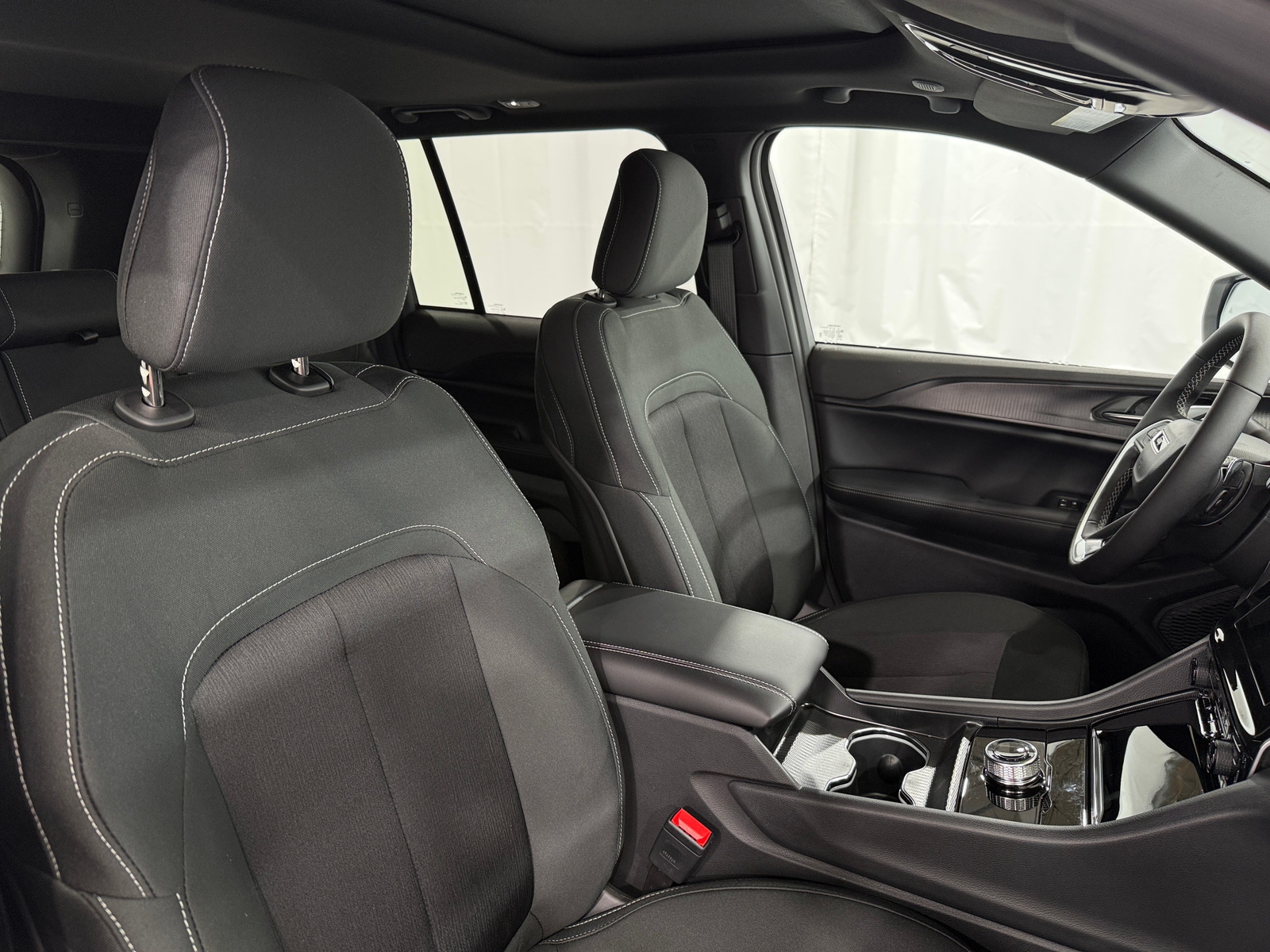 Thumbnail: 2026 Jeep Grand Cherokee - 2