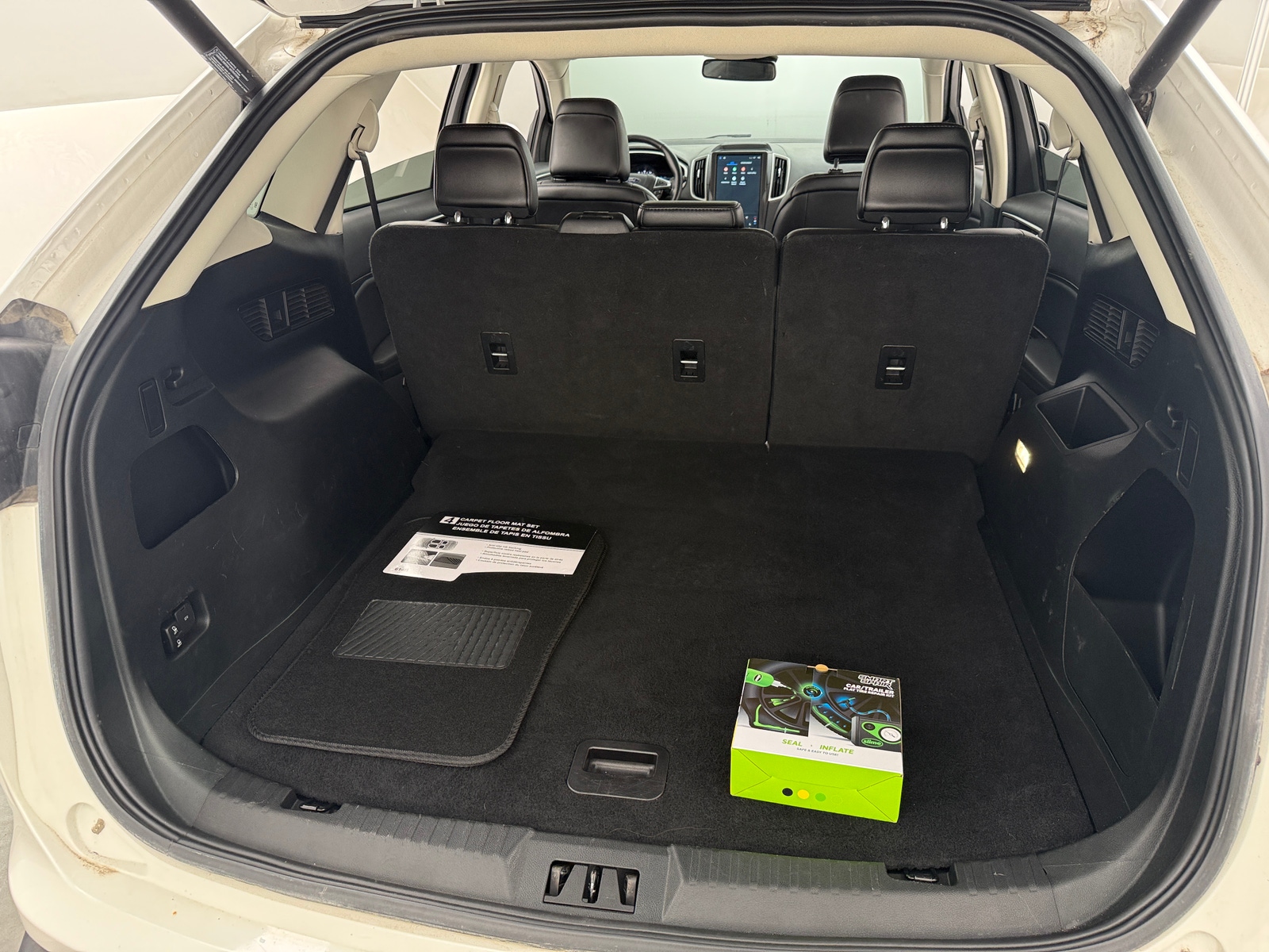 Thumbnail: 2021 Ford Edge - 6