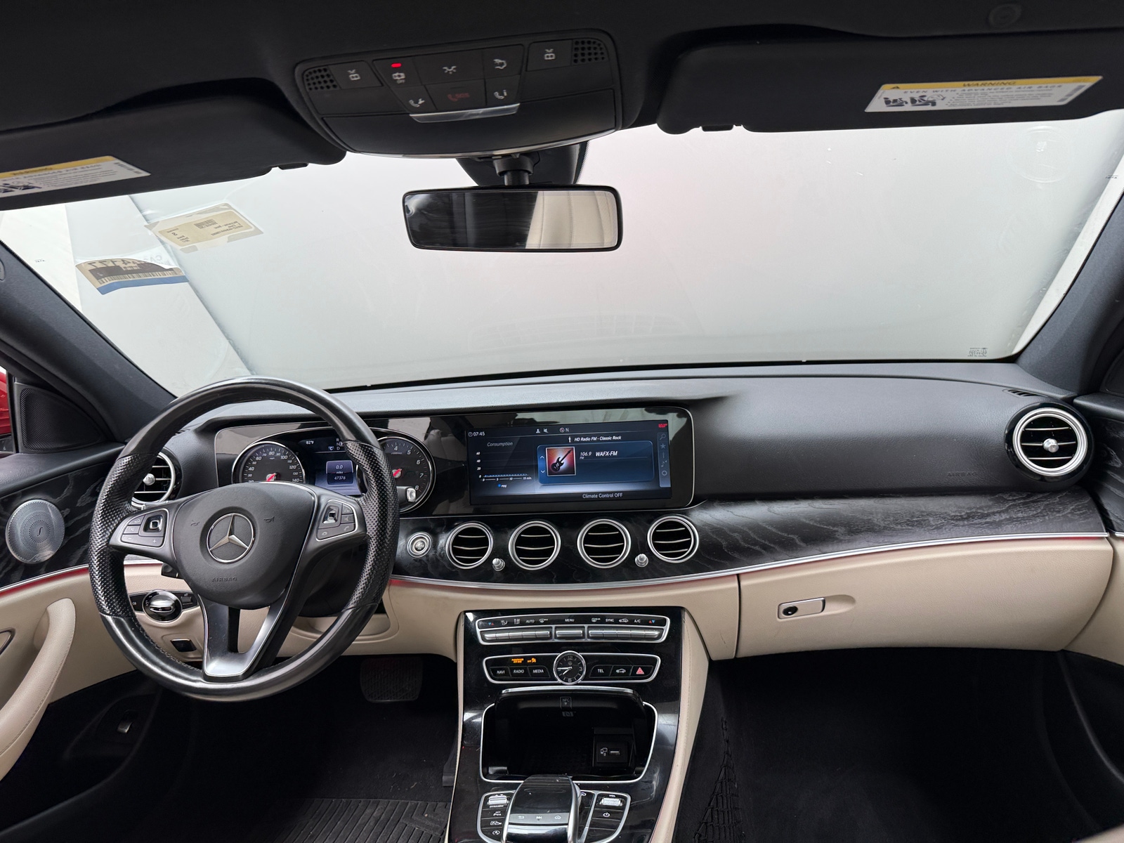 Thumbnail: 2017 Mercedes-Benz E-Class - 2