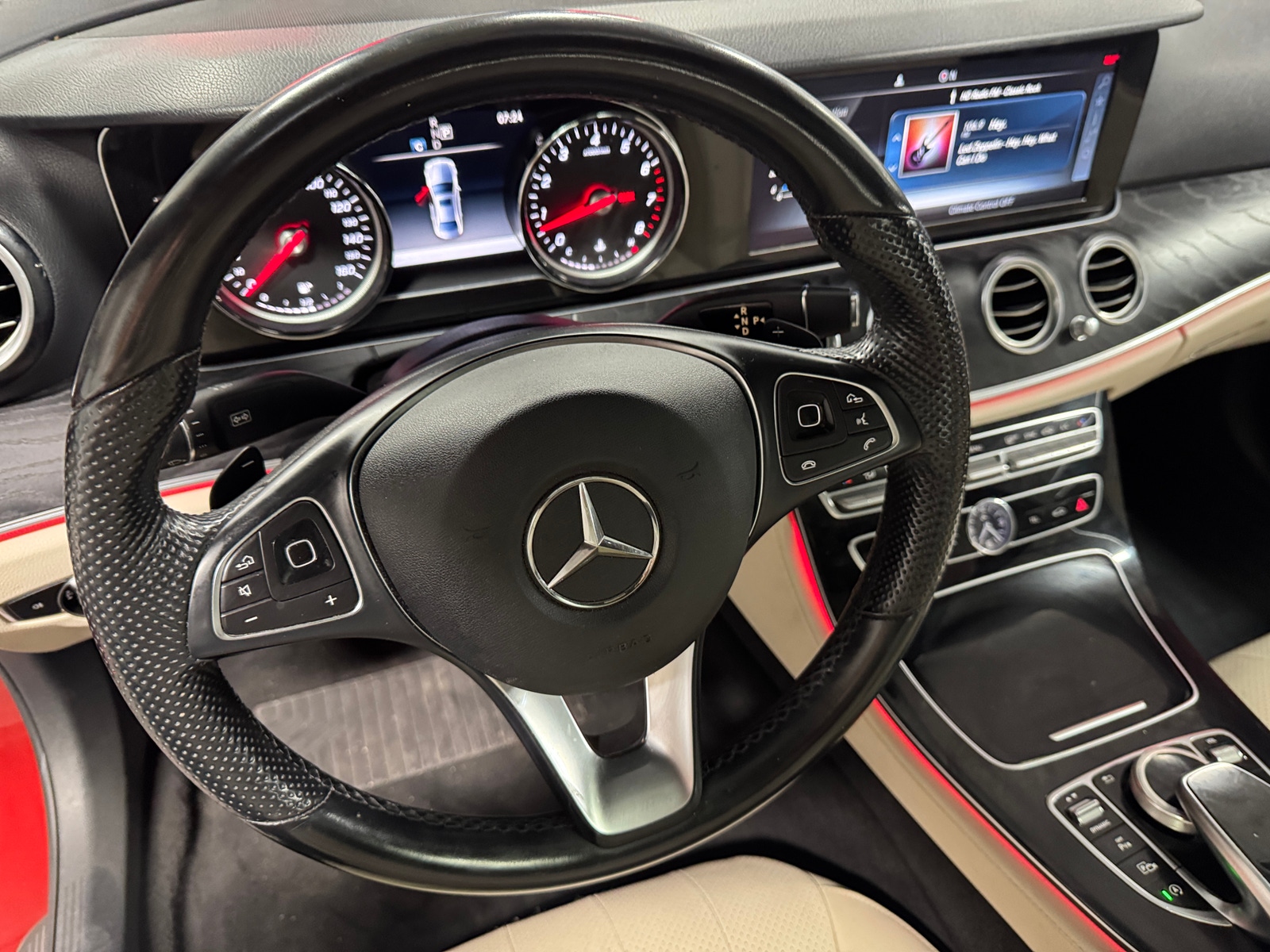 Thumbnail: 2017 Mercedes-Benz E-Class - 4