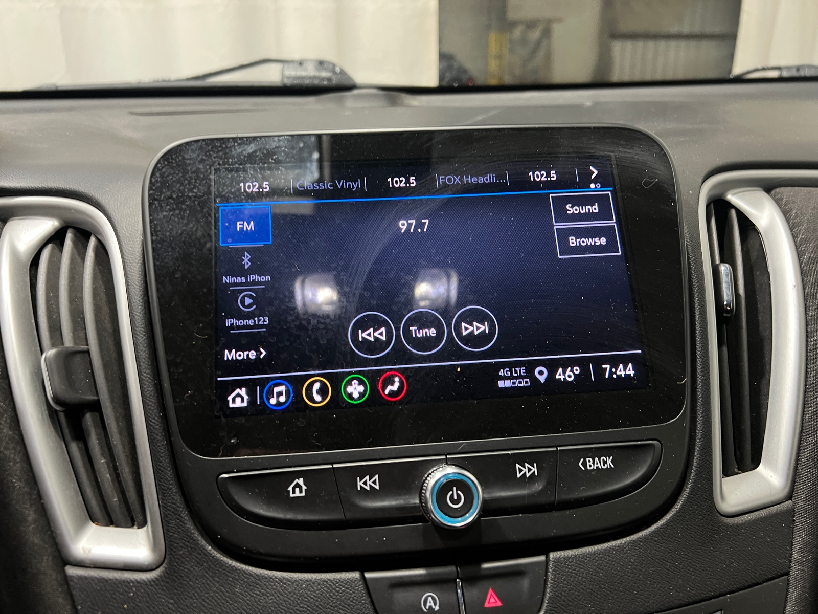 Thumbnail: 2022 Chevrolet Malibu - 4