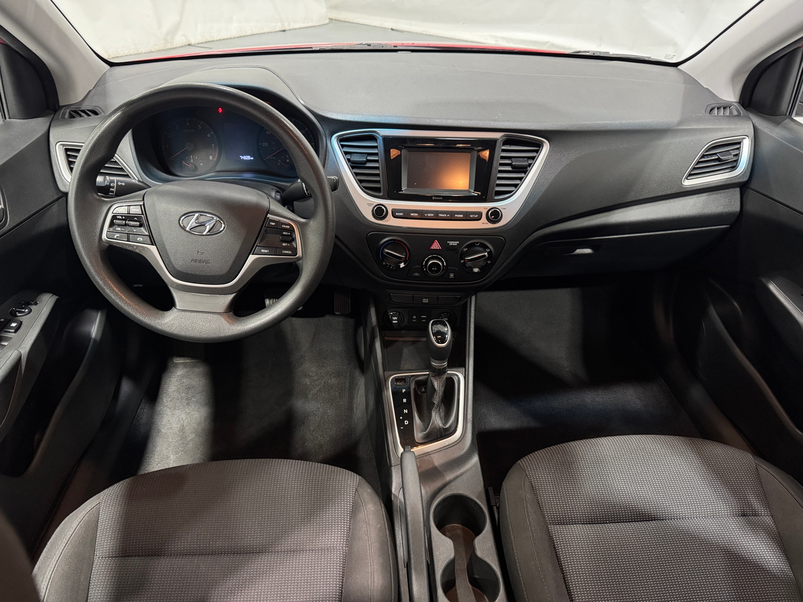 Thumbnail: 2022 Hyundai Accent - 3