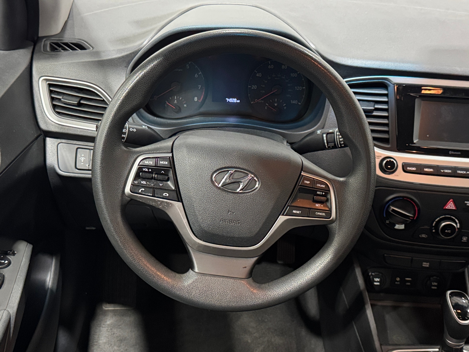 Thumbnail: 2022 Hyundai Accent - 5