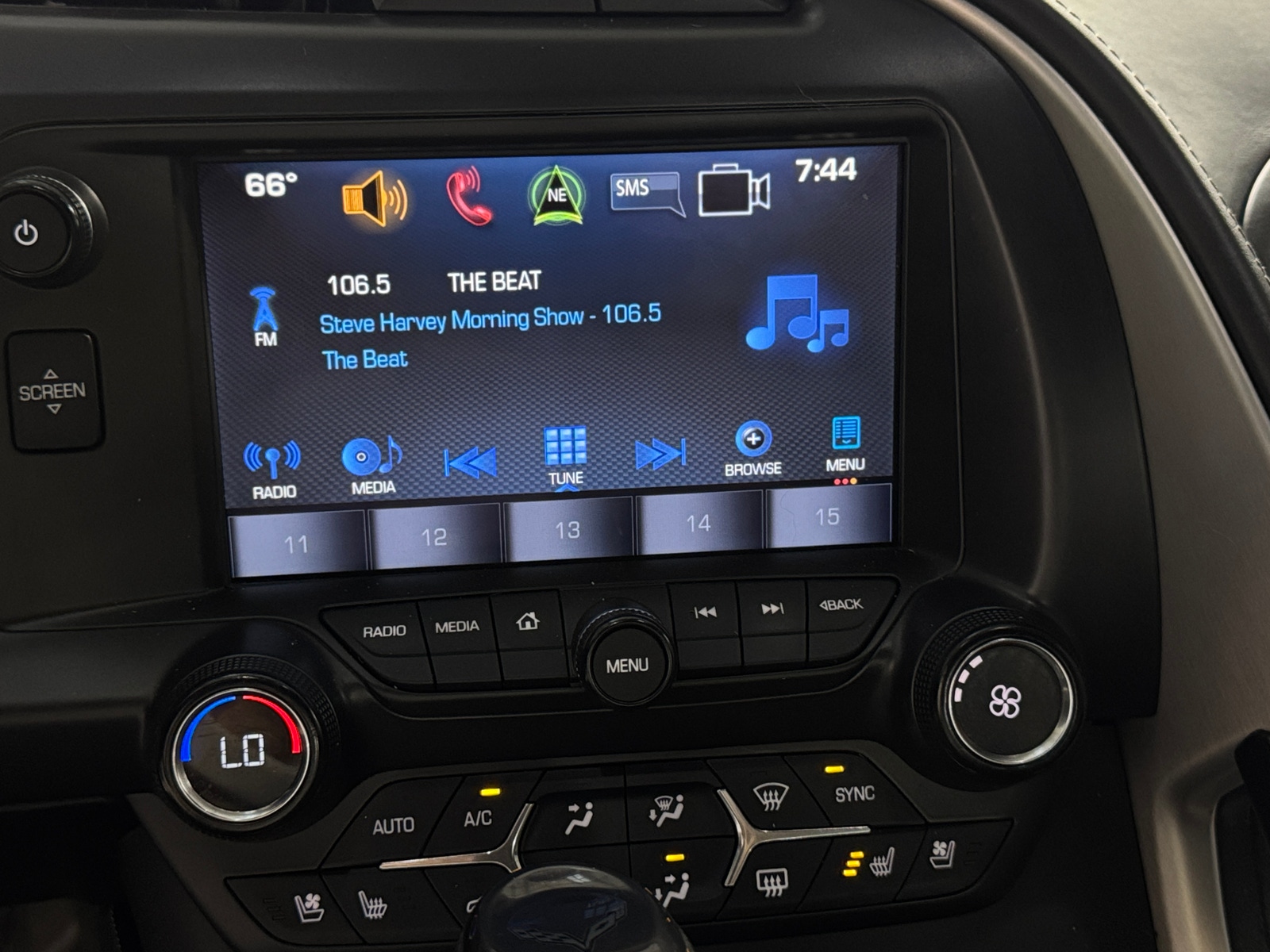 Thumbnail: 2016 Chevrolet Corvette - 3