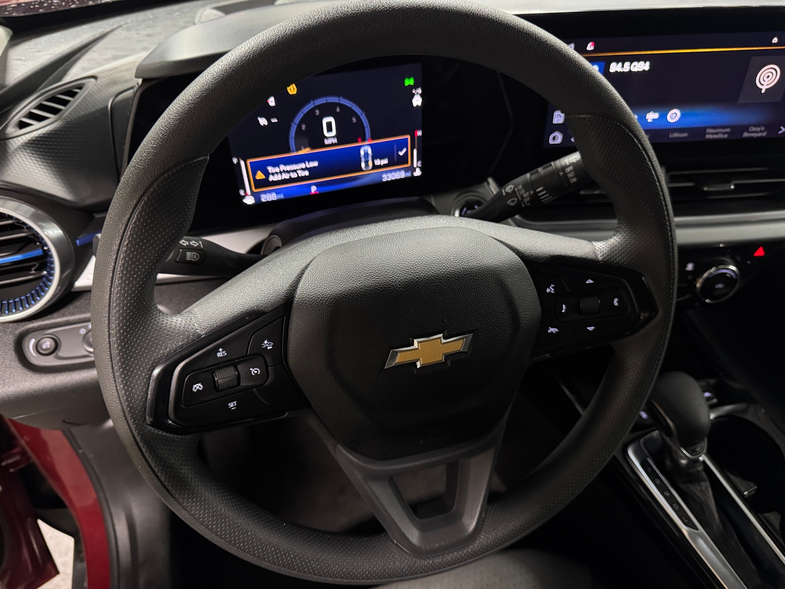 Thumbnail: 2025 Chevrolet Trax - 5