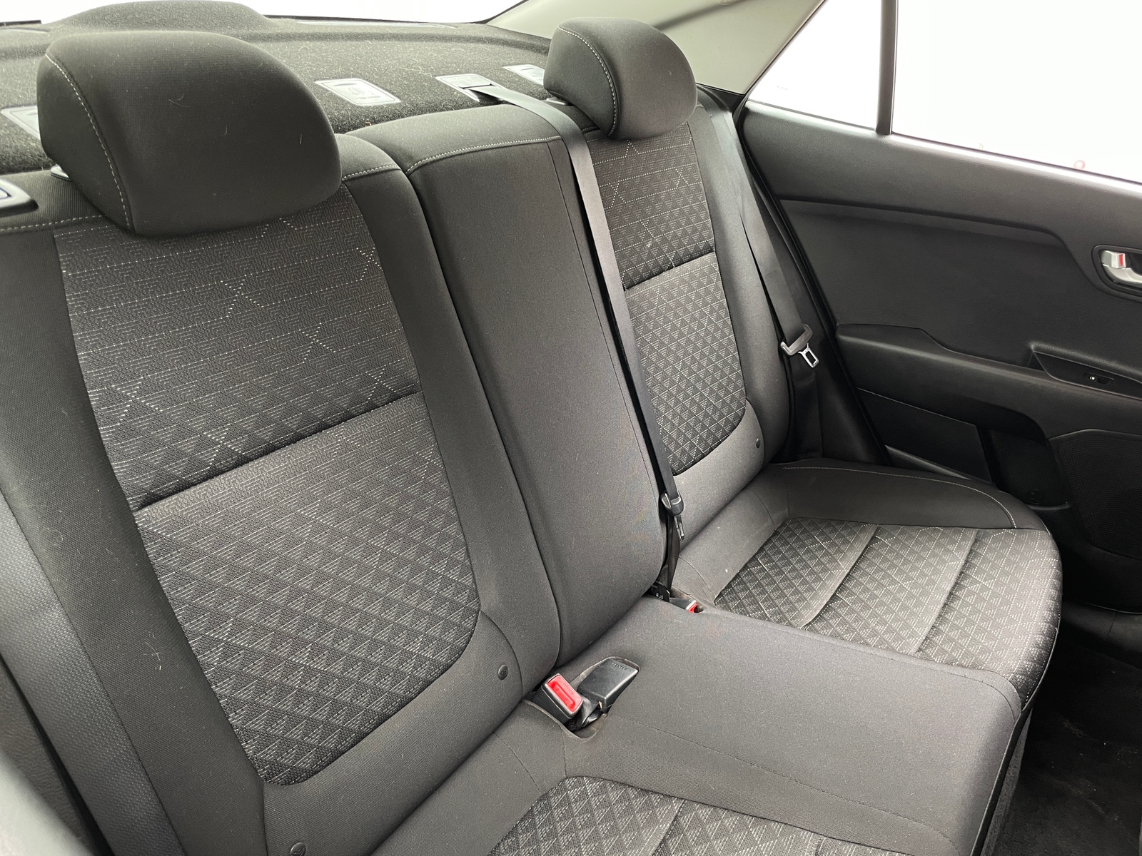 Thumbnail: 2023 Kia Rio - 6