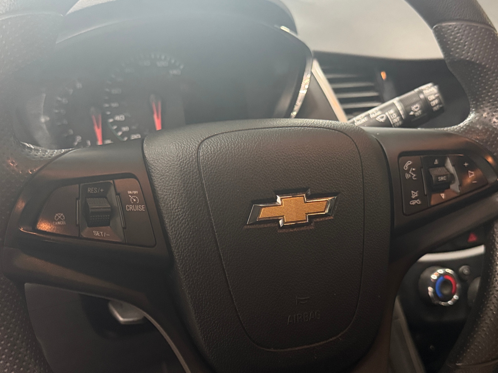 Thumbnail: 2020 Chevrolet Trax - 5