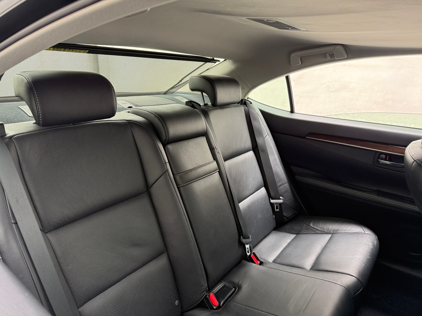 Thumbnail: 2015 Lexus ES - 5