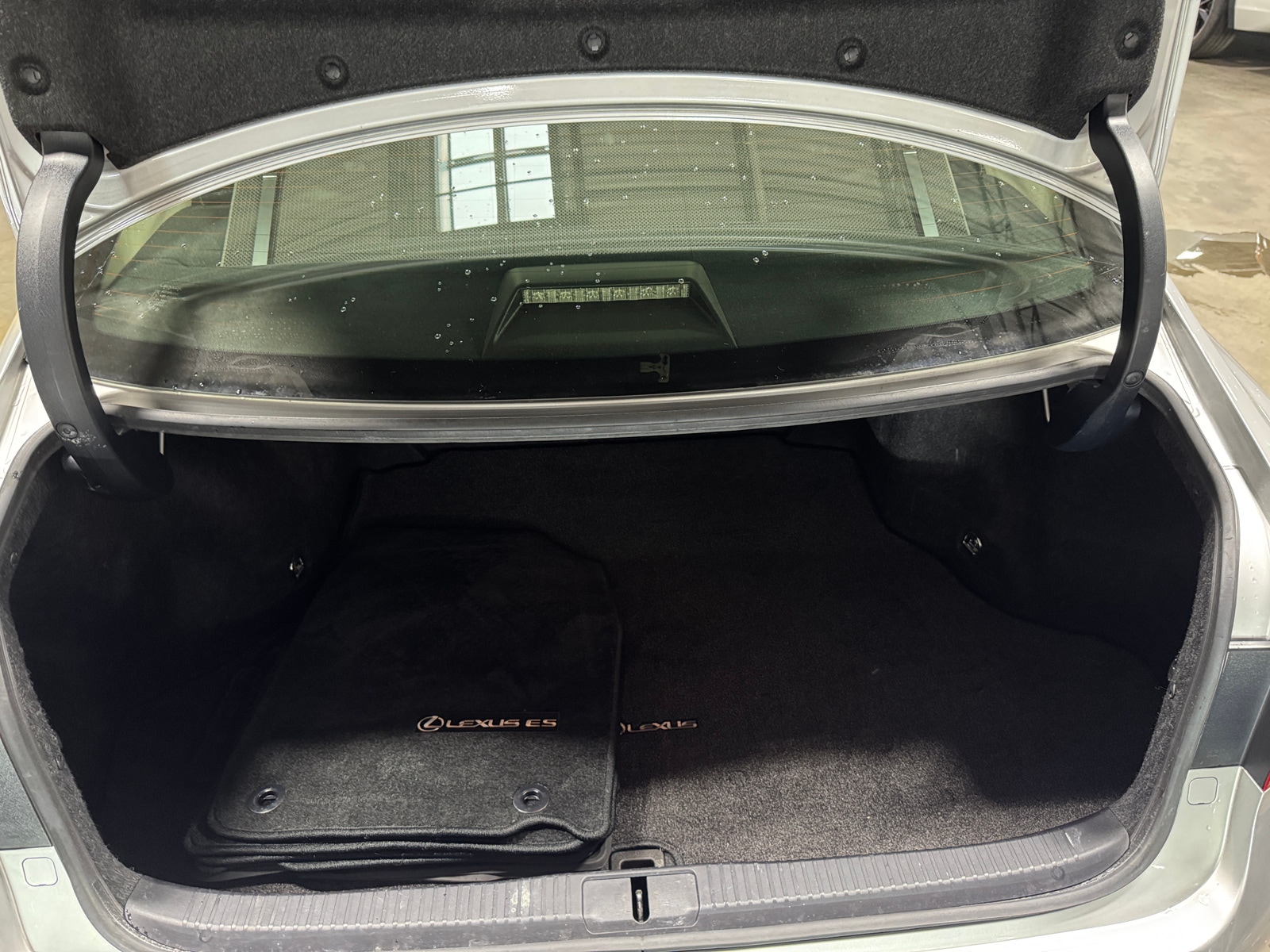 Thumbnail: 2015 Lexus ES - 6