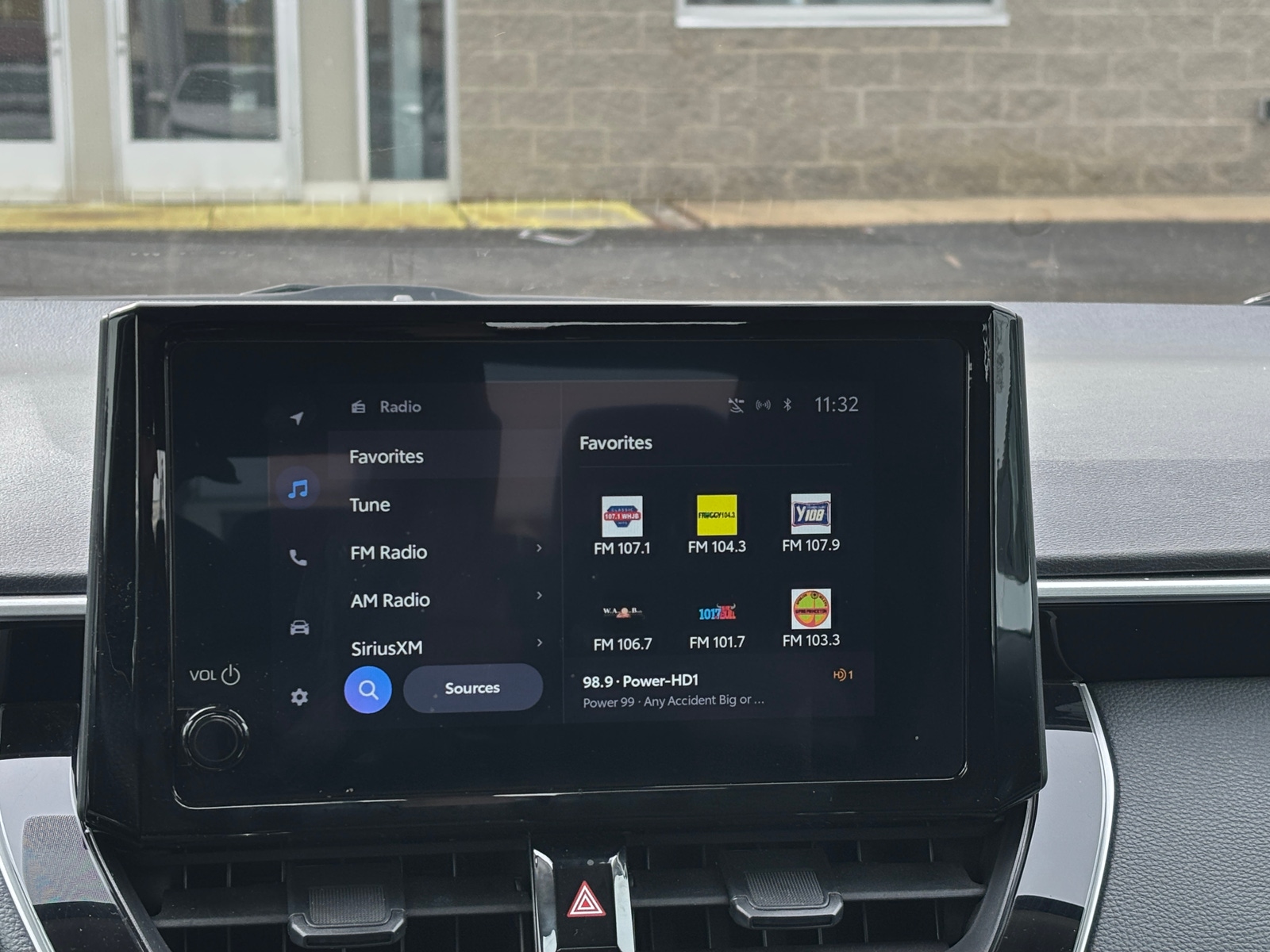 Thumbnail: 2025 Toyota Corolla - 4