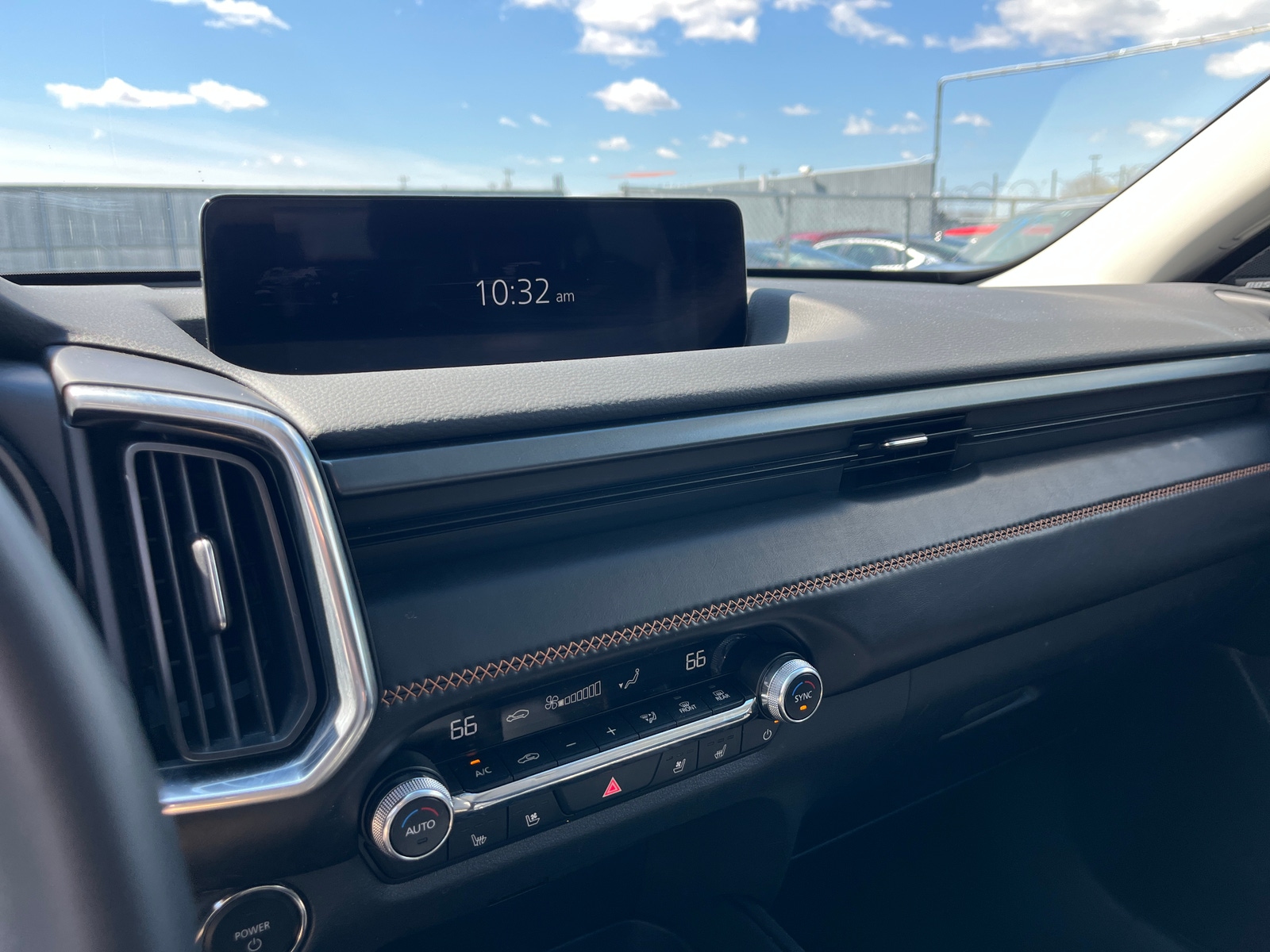 Thumbnail: 2025 Mazda CX-50 - 4