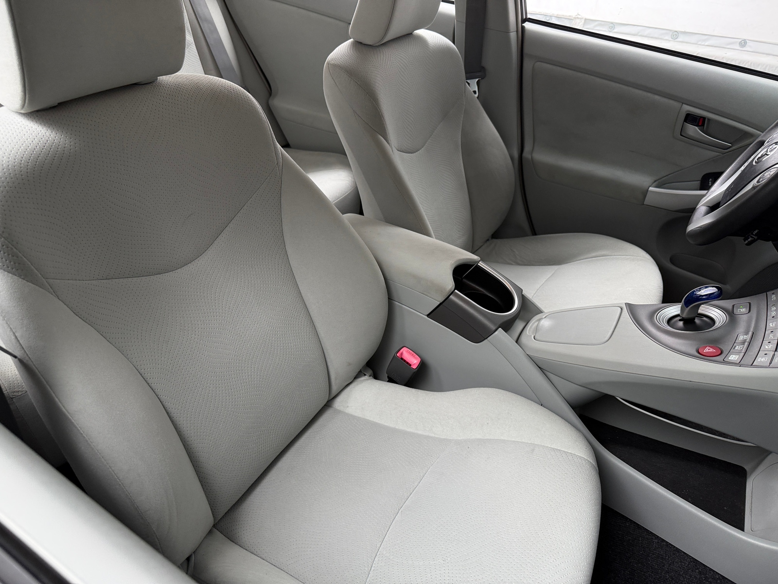 Thumbnail: 2013 Toyota Prius - 2