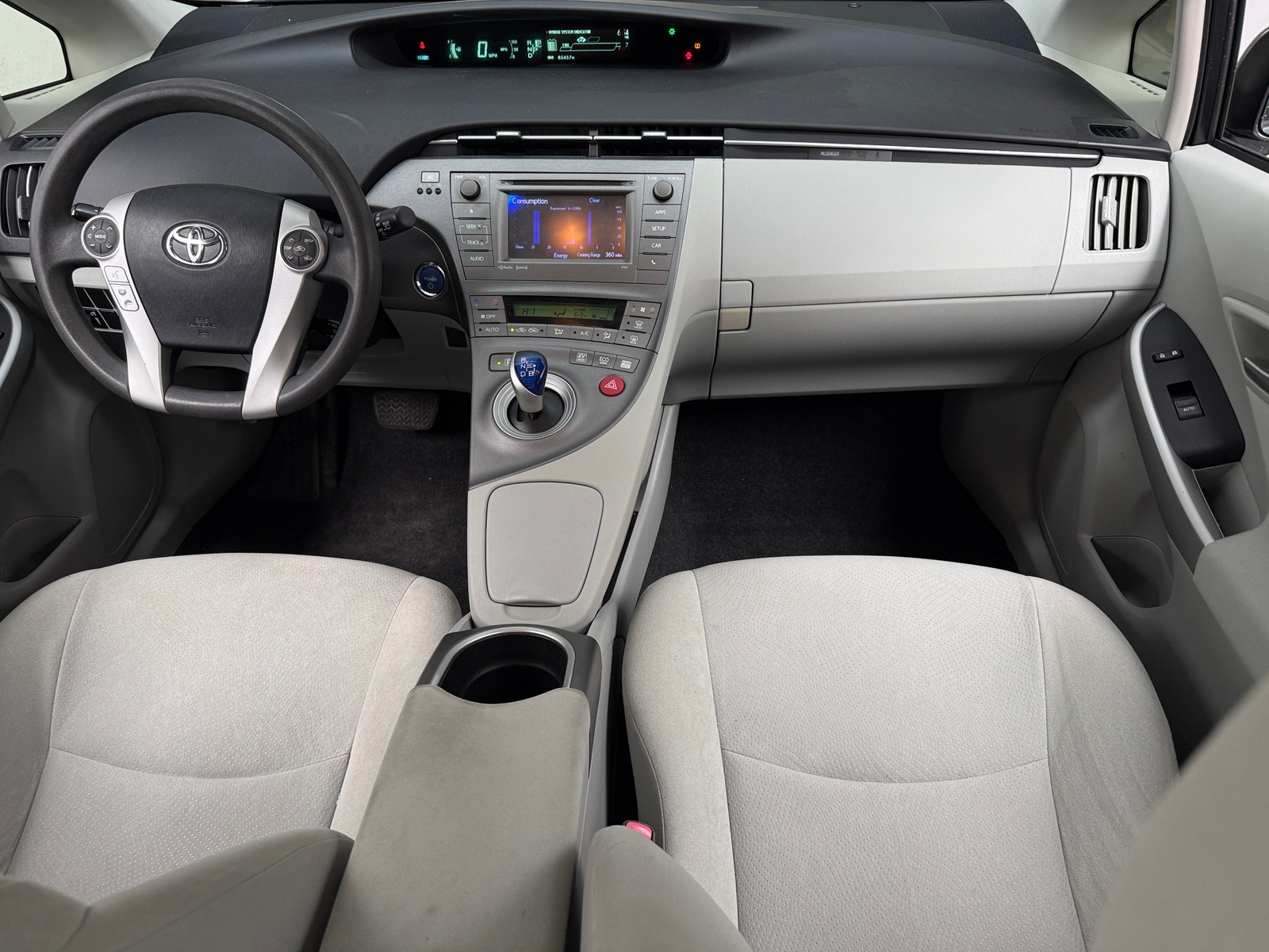 Thumbnail: 2013 Toyota Prius - 3