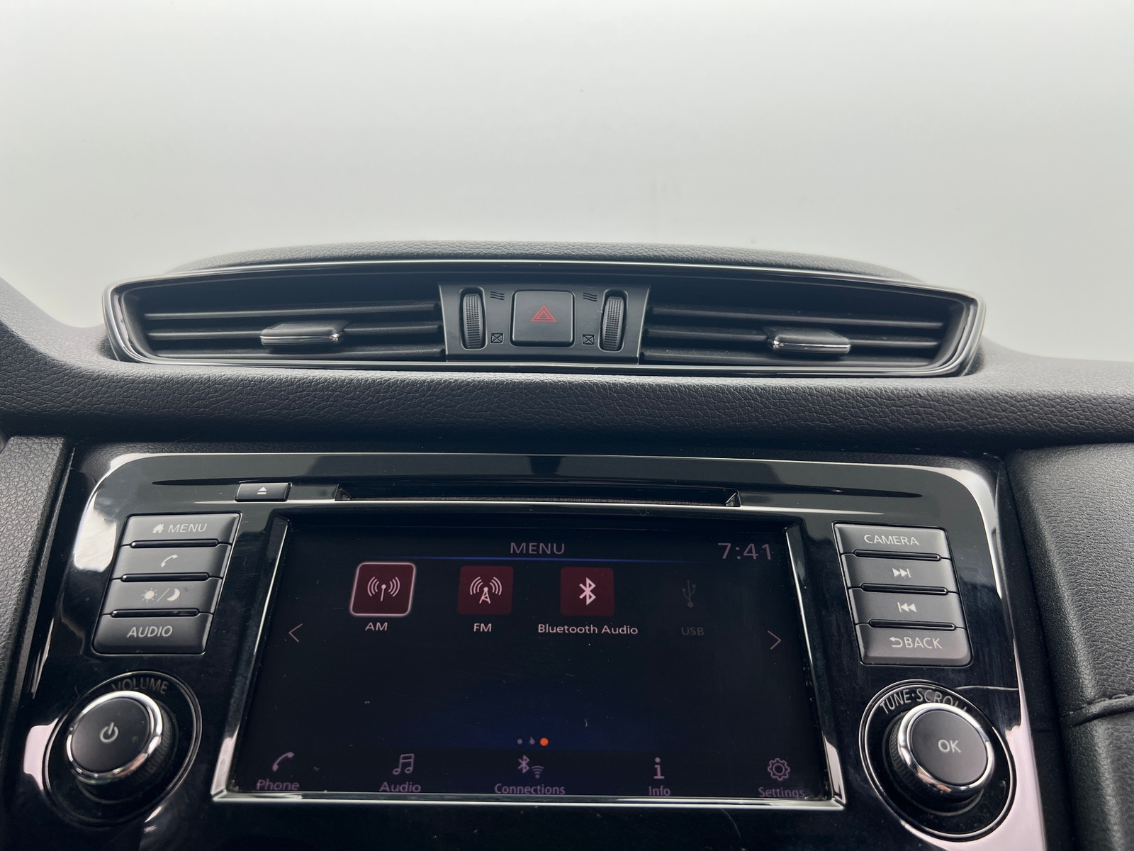 Thumbnail: 2018 Nissan Rogue - 4