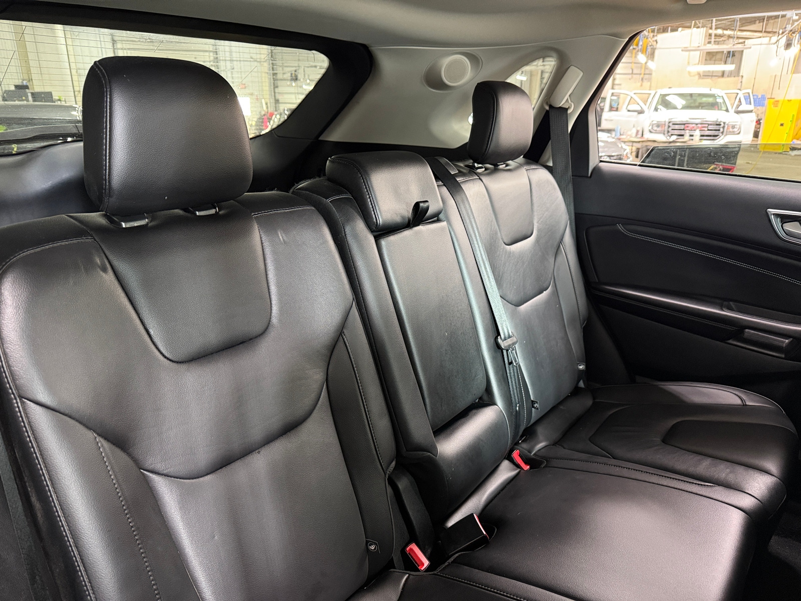 Thumbnail: 2022 Ford Edge - 5