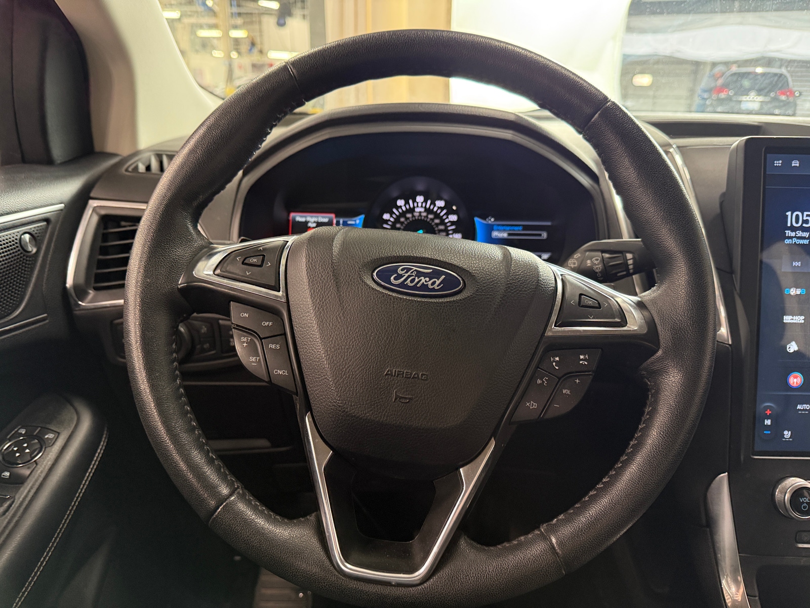 Thumbnail: 2022 Ford Edge - 4