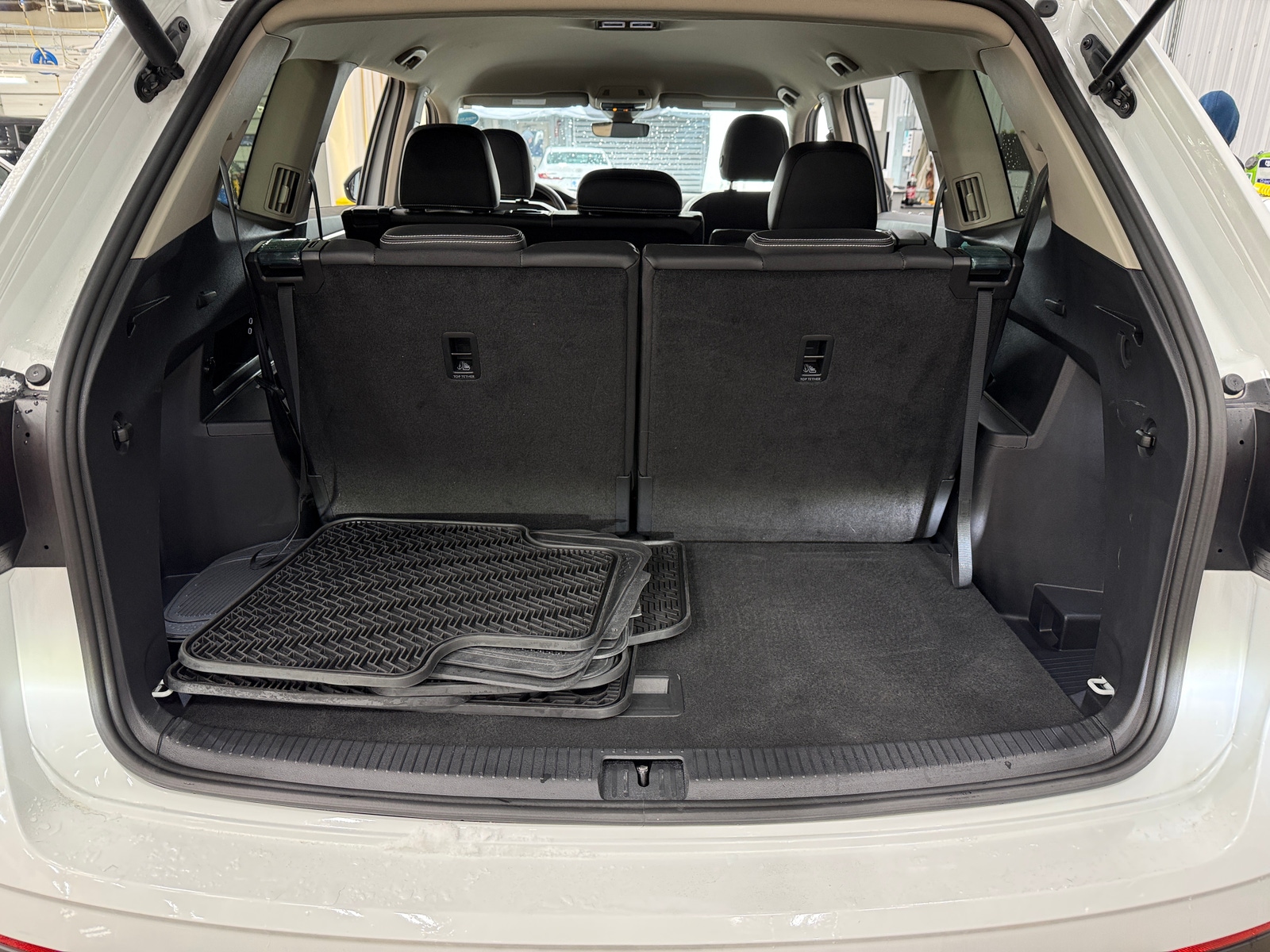 Thumbnail: 2025 Volkswagen Atlas - 6