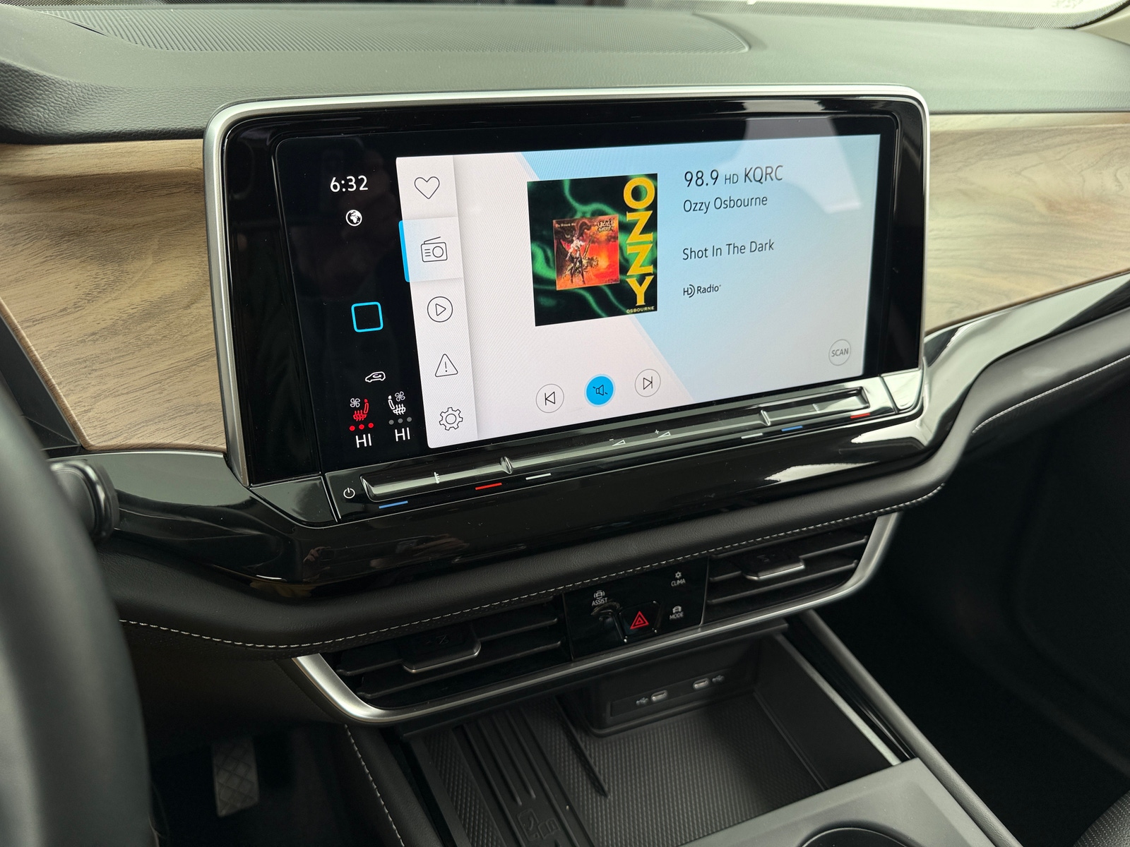 Thumbnail: 2025 Volkswagen Atlas - 3