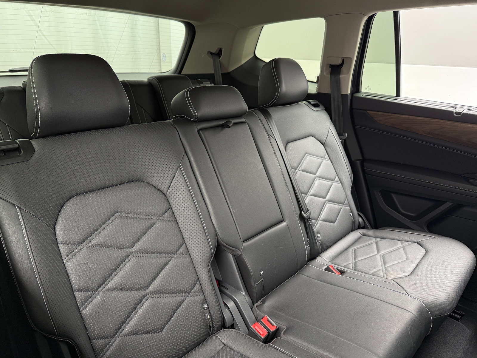 Thumbnail: 2025 Volkswagen Atlas - 5