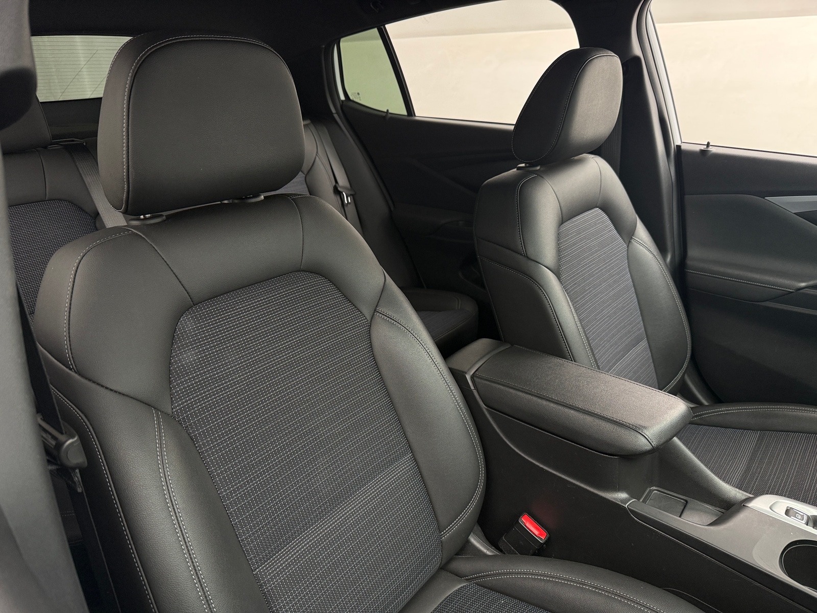 Thumbnail: 2025 Buick Envista - 2