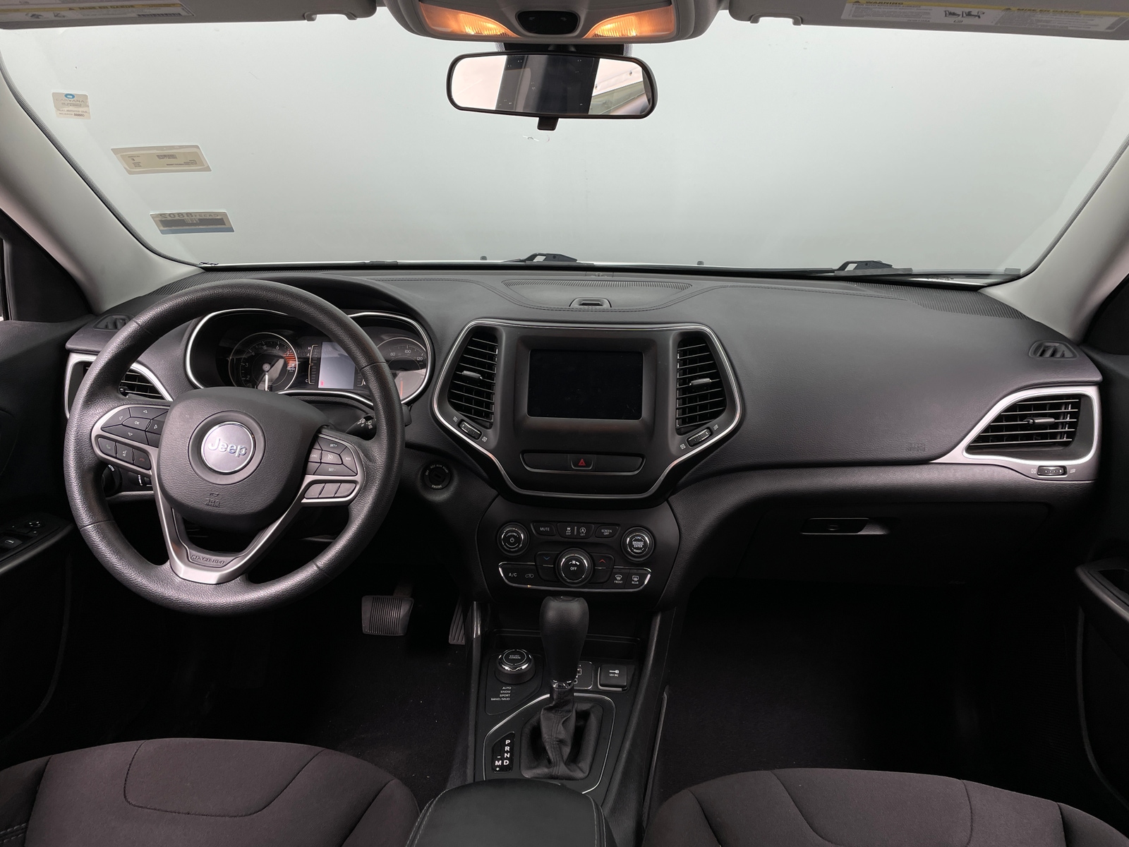 Thumbnail: 2019 Jeep Cherokee - 3