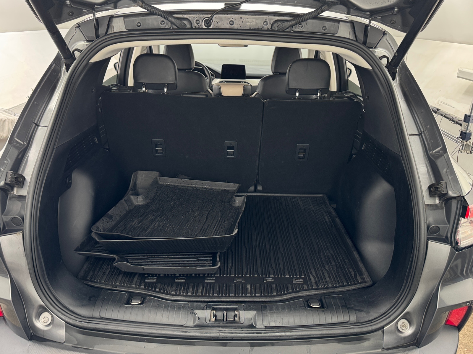 Thumbnail: 2022 Ford Escape - 6