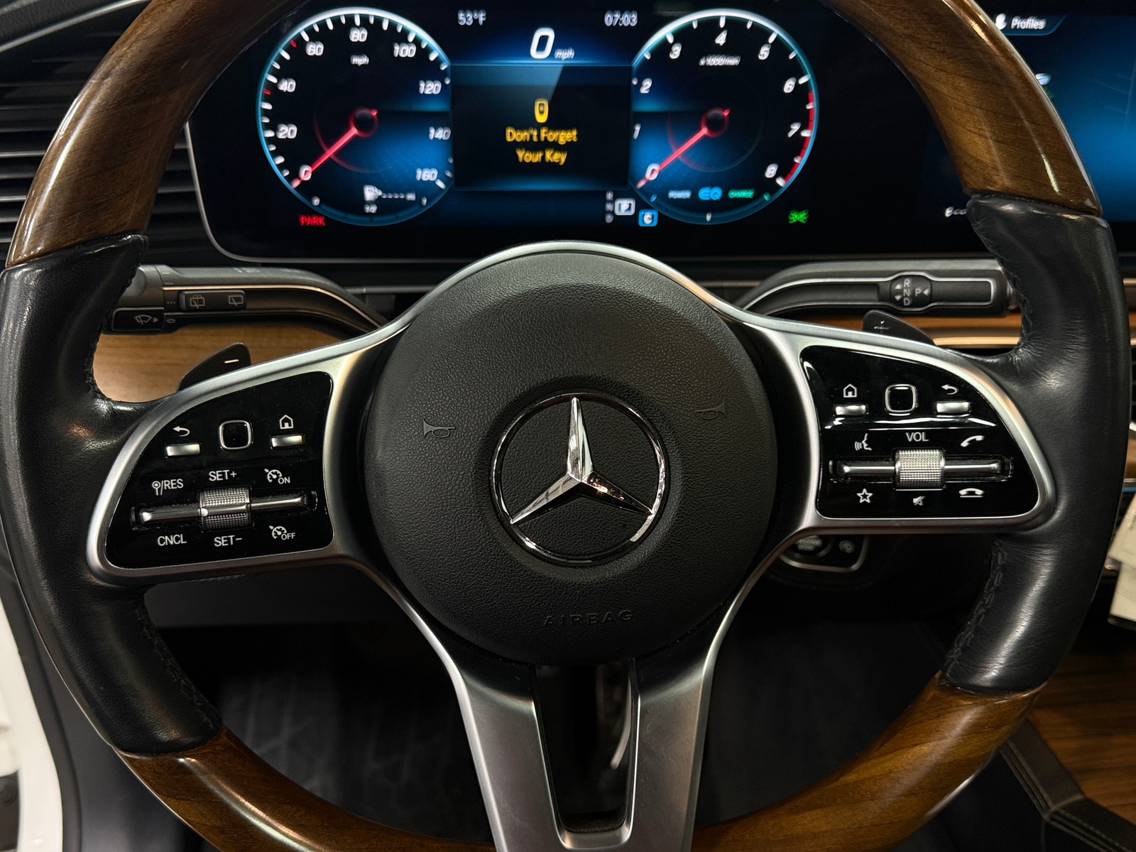 Thumbnail: 2022 Mercedes-Benz GLS - 4