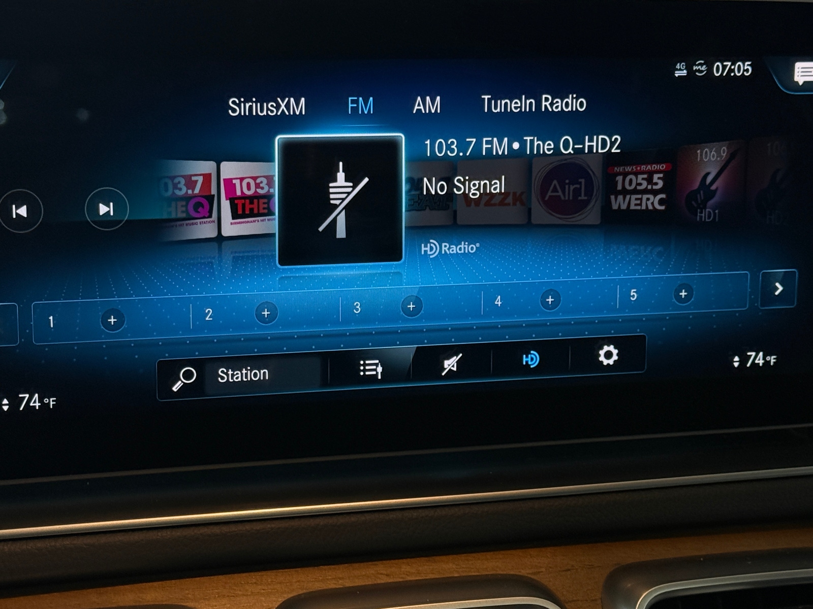 Thumbnail: 2022 Mercedes-Benz GLS - 3