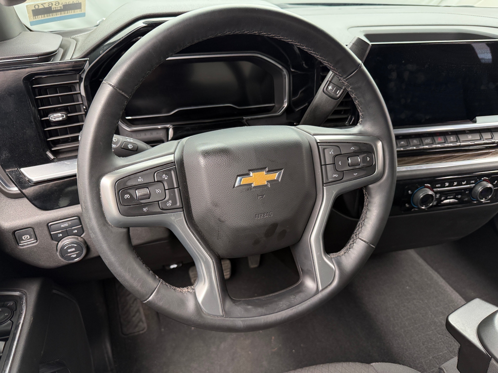 Thumbnail: 2024 Chevrolet Silverado 1500 - 5