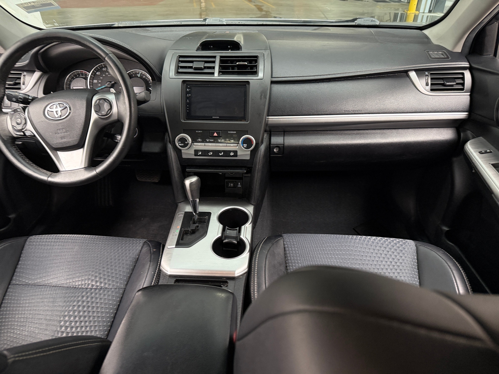 Thumbnail: 2014 Toyota Camry - 3