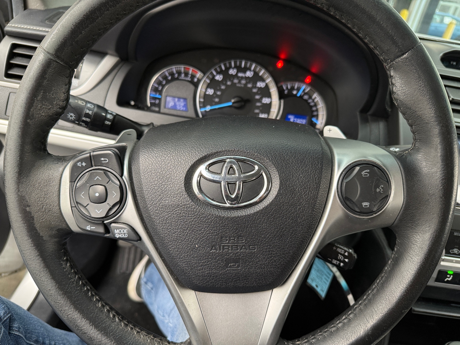 Thumbnail: 2014 Toyota Camry - 5