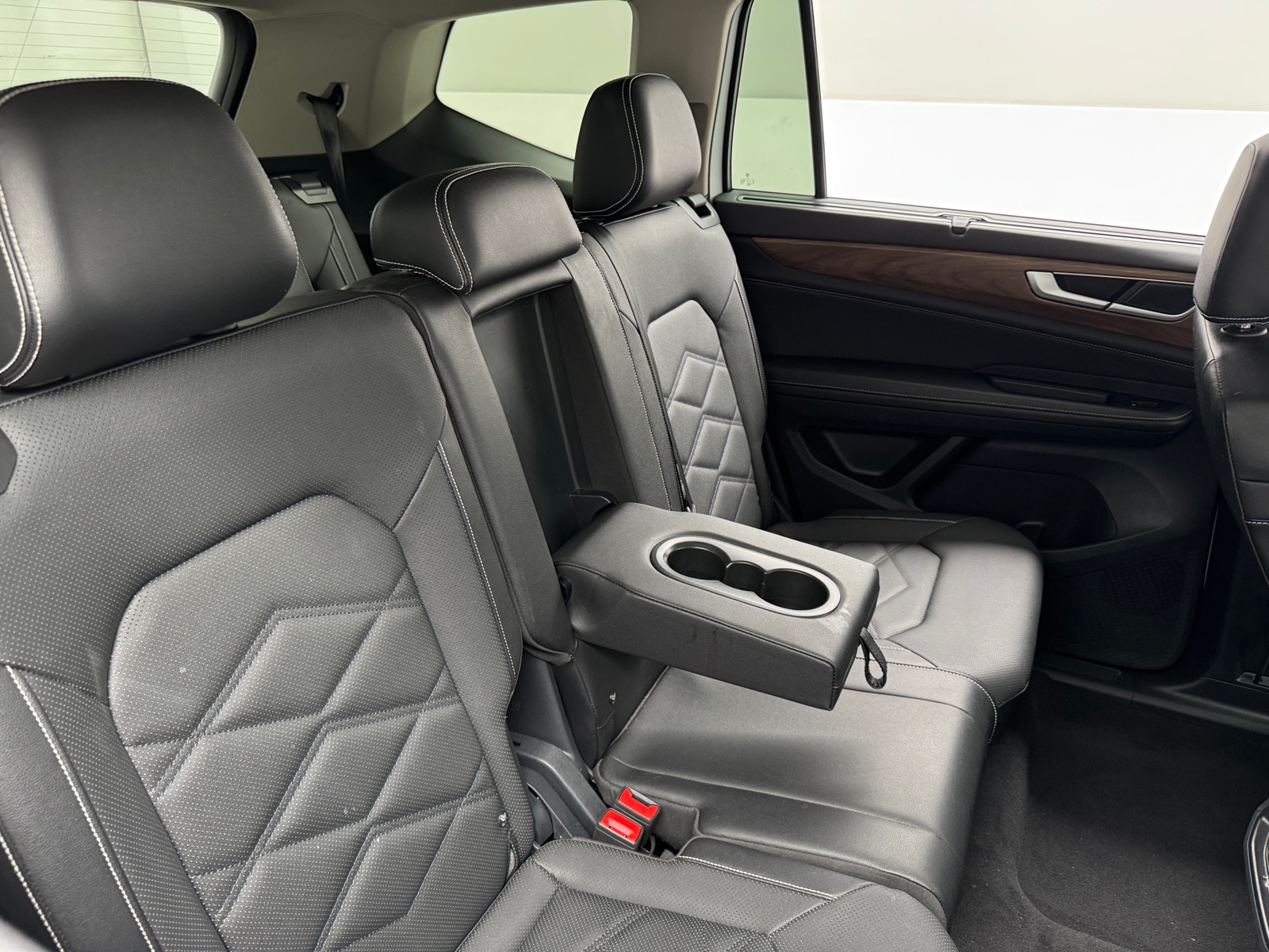 Thumbnail: 2025 Volkswagen Atlas - 5