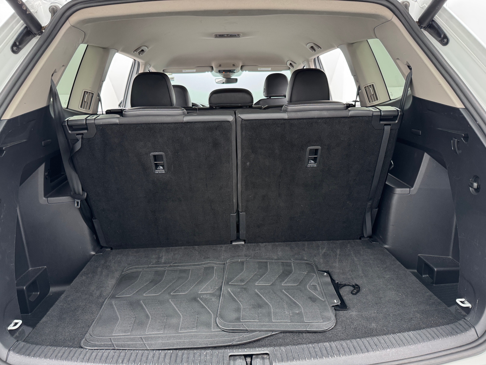 Thumbnail: 2025 Volkswagen Atlas - 6