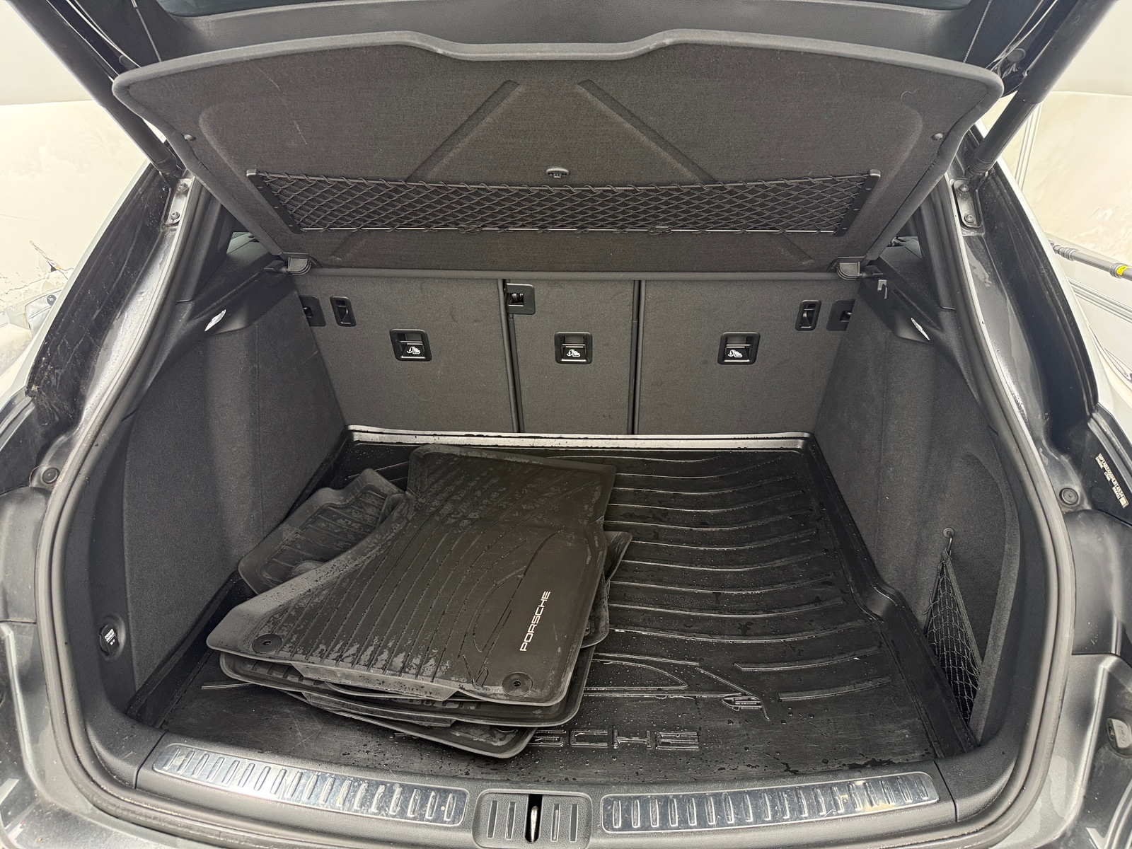 Thumbnail: 2017 Porsche Macan - 6