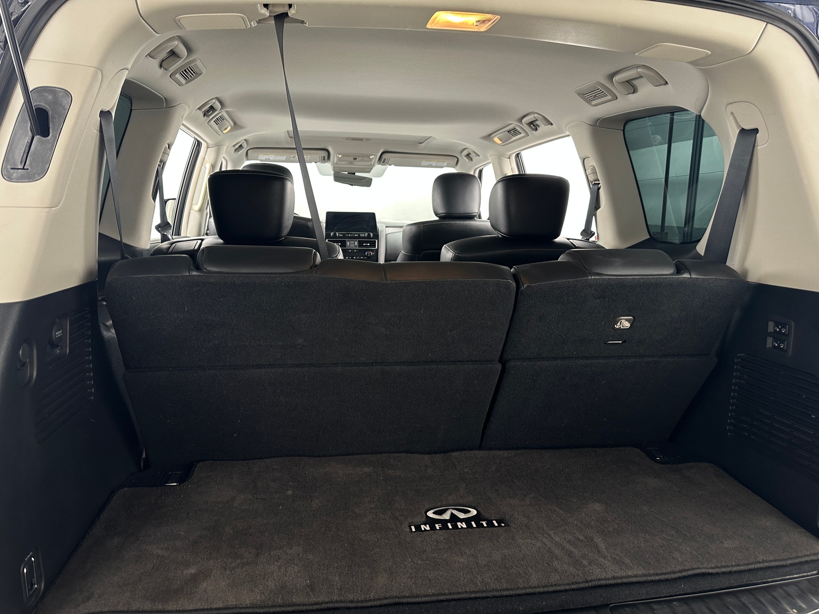Thumbnail: 2022 INFINITI QX80 - 6