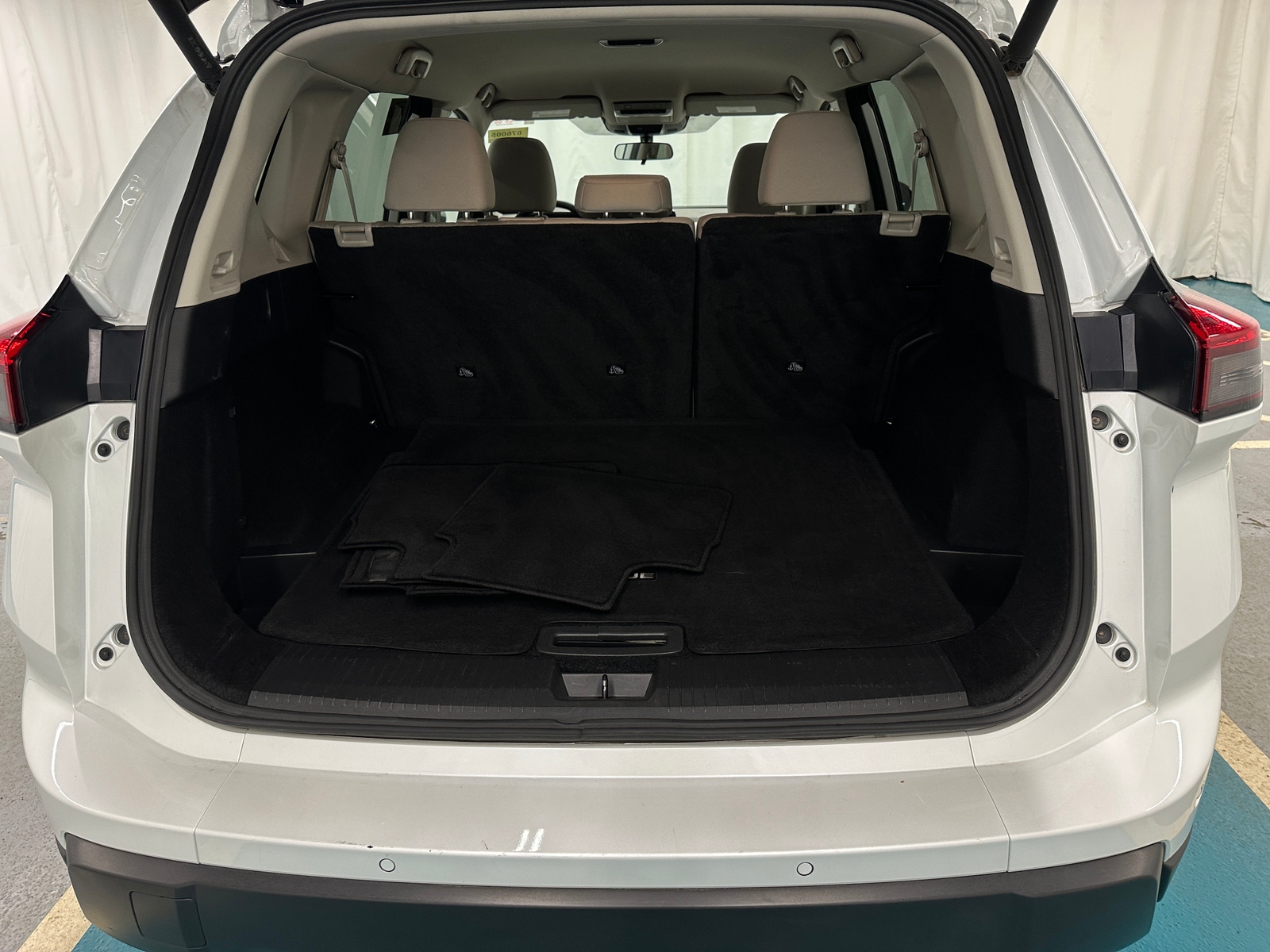 Thumbnail: 2025 Nissan Rogue - 7