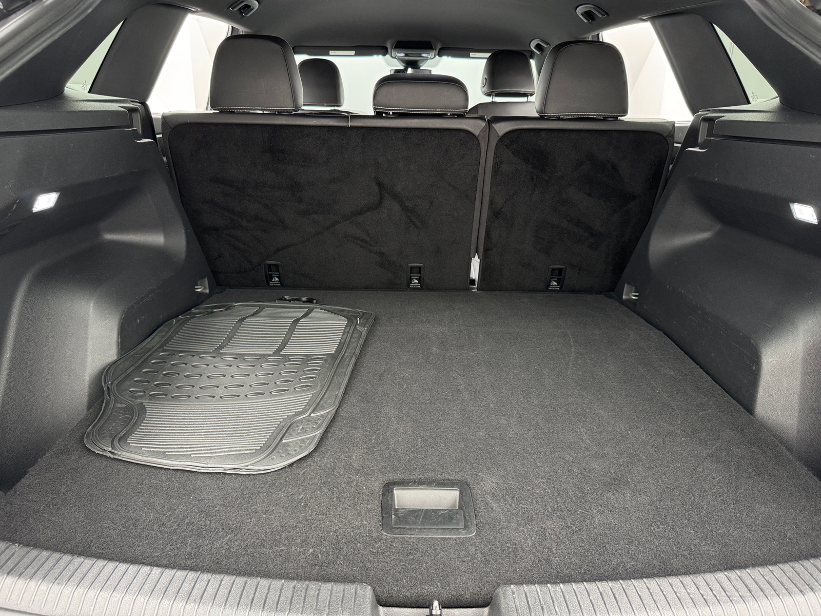 Thumbnail: 2025 Volkswagen Atlas - 6