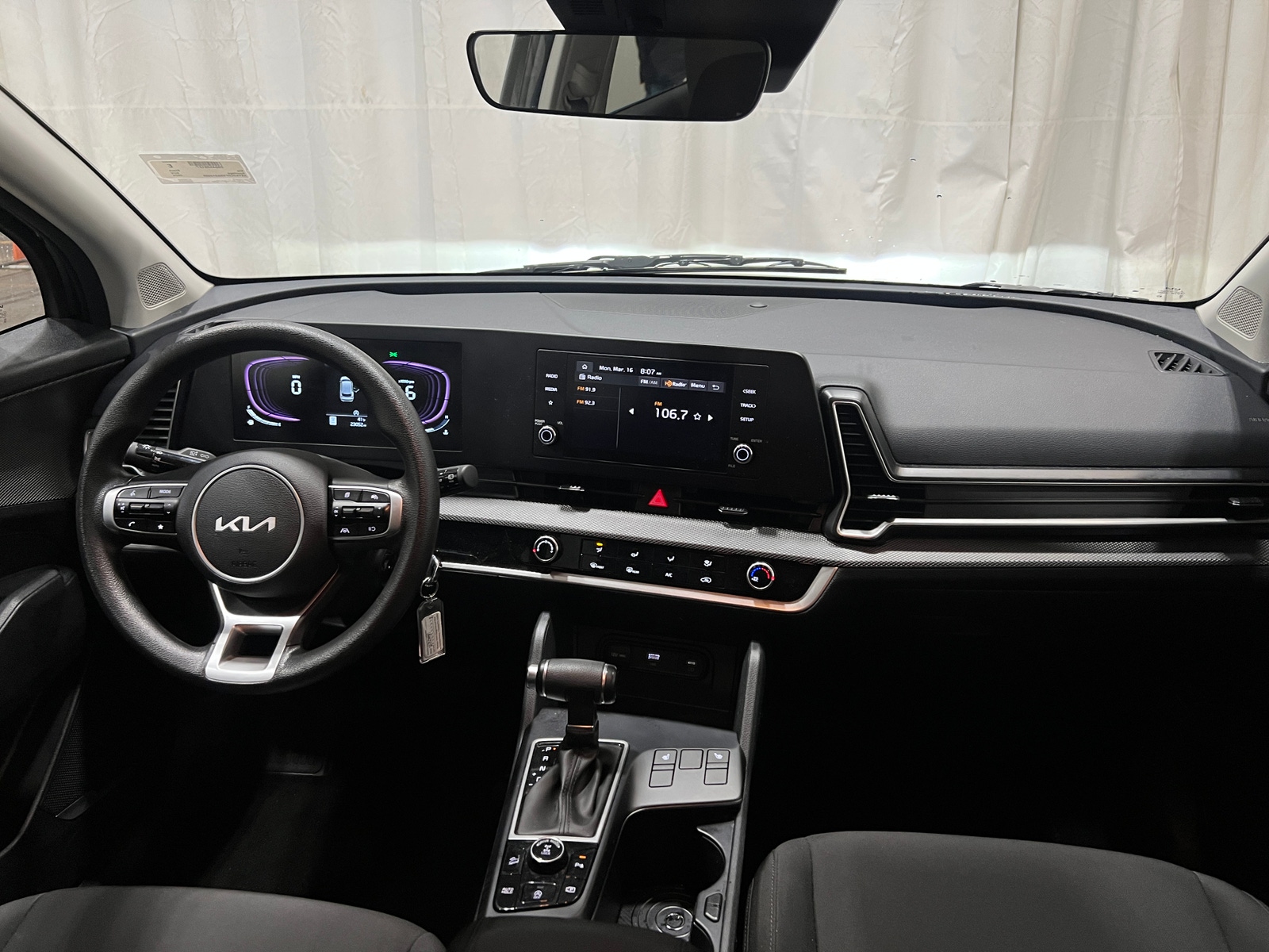 Thumbnail: 2025 Kia Sportage - 3