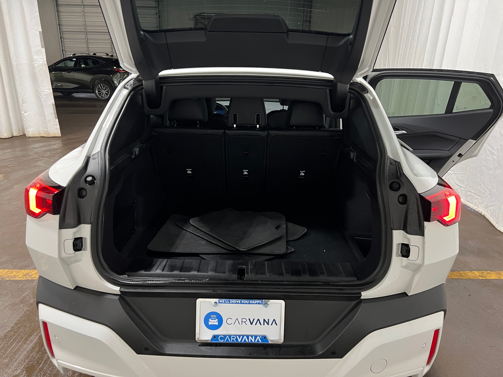 Thumbnail: 2025 BMW X2 - 6